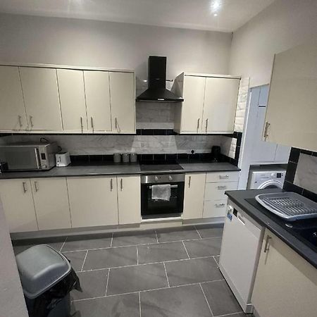 M&B Accommodation Lincoln Exterior photo