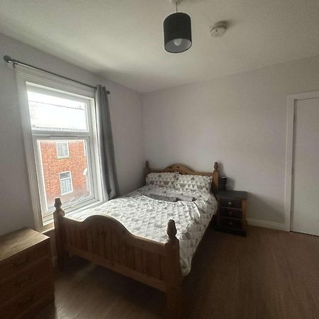 M&B Accommodation Lincoln Exterior photo